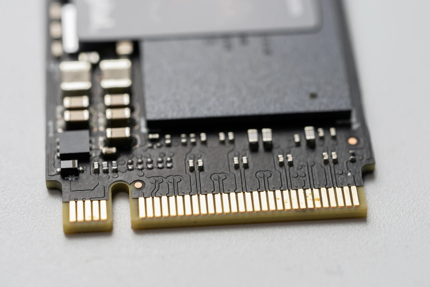 TBW SSD : Qu’est-ce que le Total Bytes Written d’un disque SSD ?