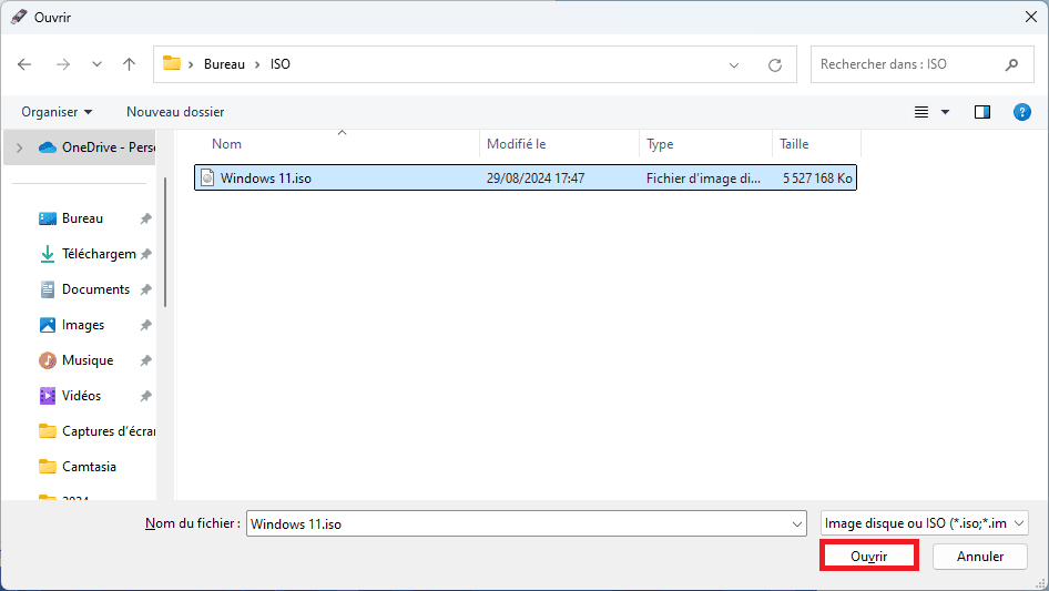 Select Windows 11 ISO in File Explorer