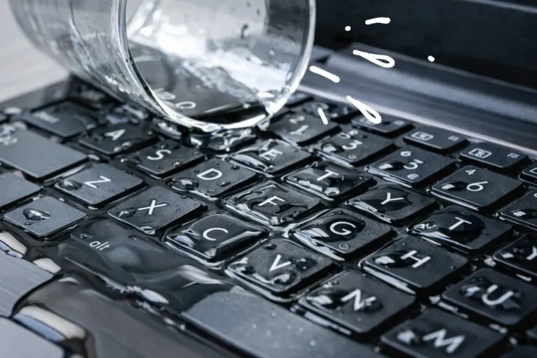 Mon PC portable a pris l’eau, comment le sécher ?