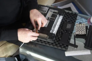 How to recover data from a computer that won’t turn on?