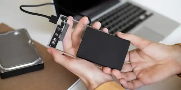 Récupération de données disque dur SSD, NAS à Nantes