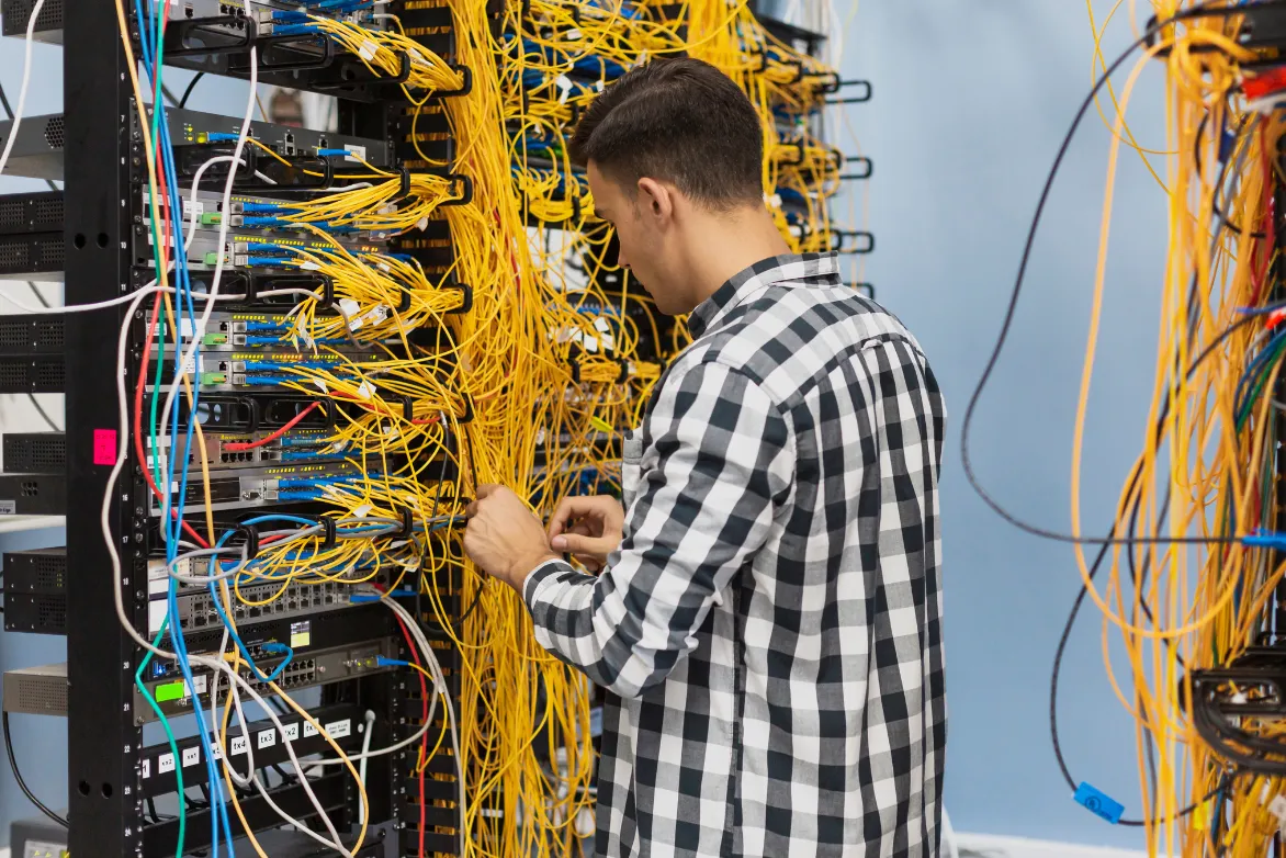Formation : Comment devenir Architecte en infrastructure informatique ?