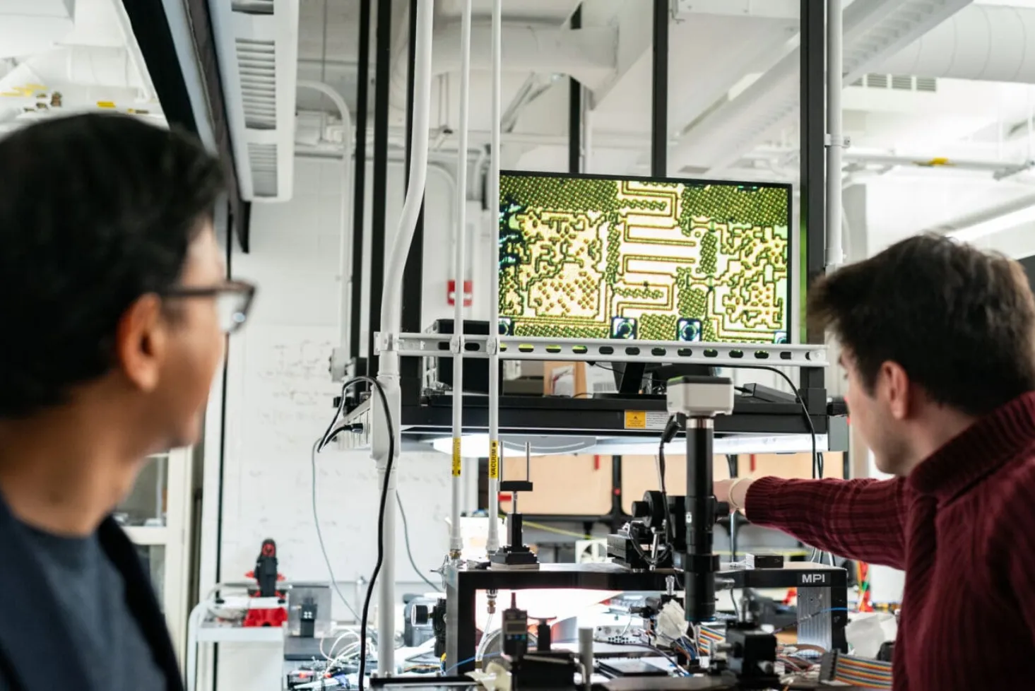 Une IA conçoit des circuits radiofréquences ultra-performants que même les ingénieurs ne comprennent pas