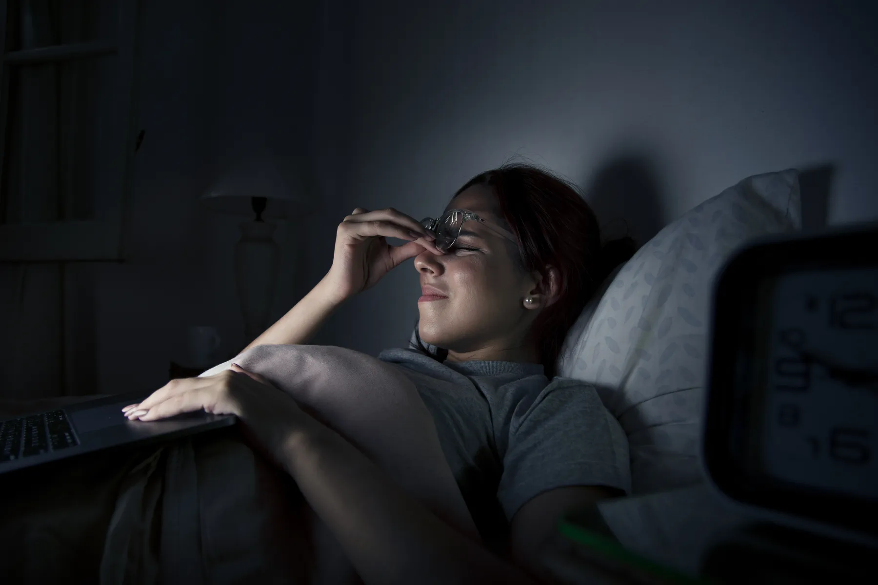 Blue (invisible) light is the main cause of visual fatigue on PCs