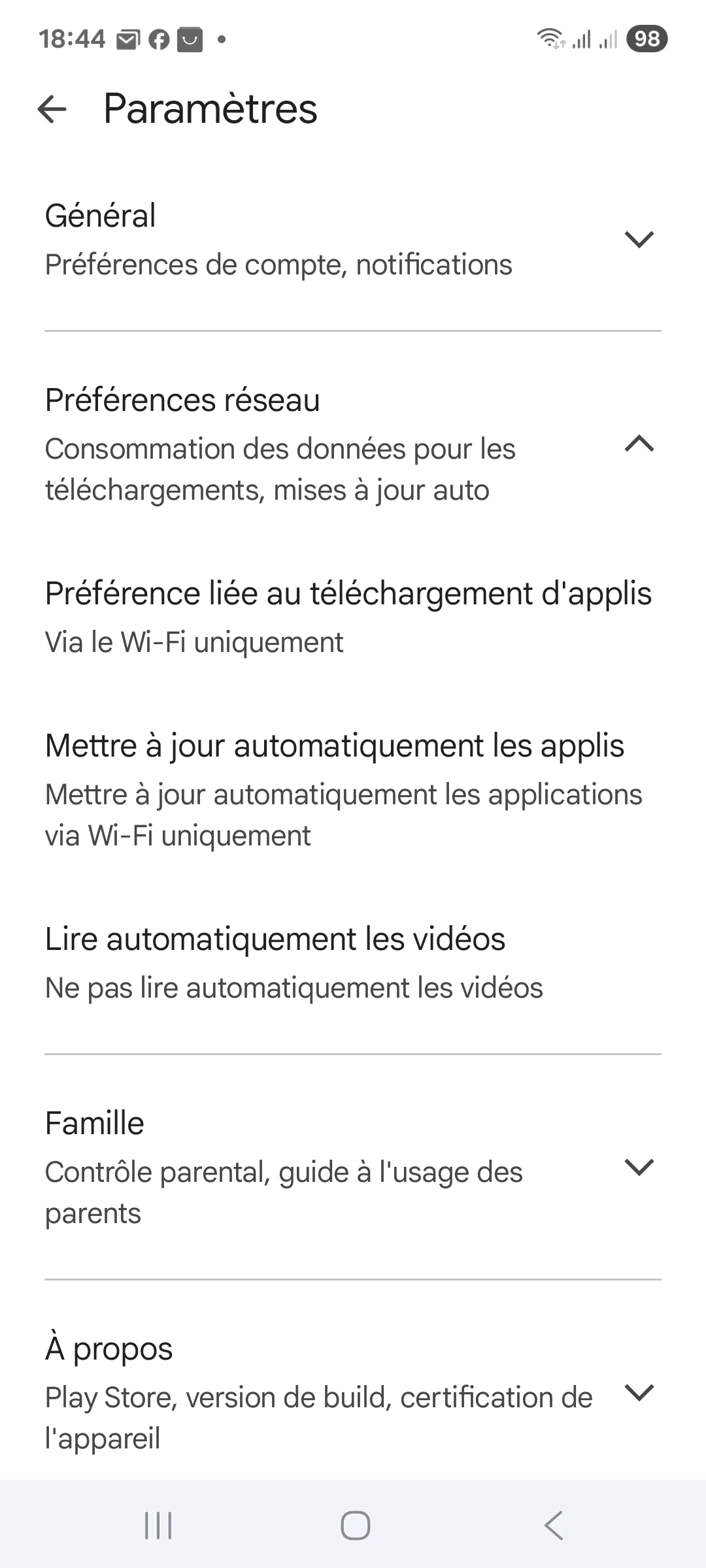 paramètres du Play pout Mettre à jour uniquement en Wi-Fi.jpg