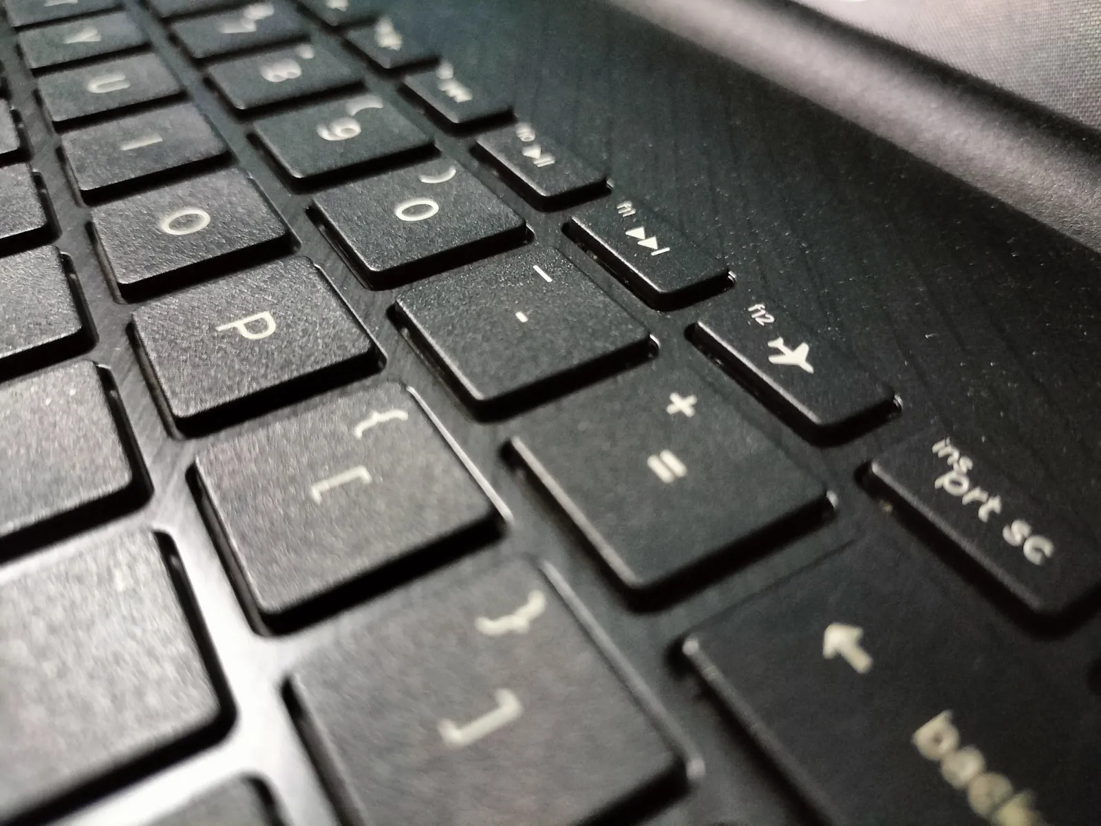Check the key on the keyboard to see if aeroplane mode is still enabled